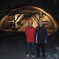 青岛海底隧道爆破施工研究--对邻近隧道振动影响及安全防护改进