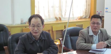 李言副校长一行到材料学院调研学生科技创新工作